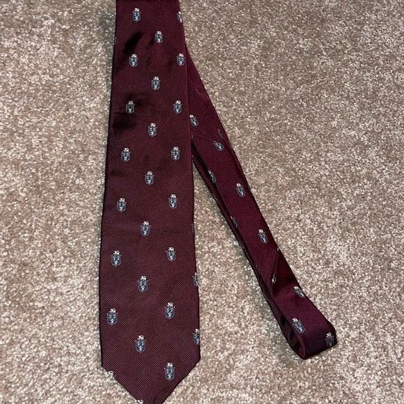 Robert Talbott Mens Silk Necktie Hand Sewn Woven Burgundy Gray Crest 62". FF - Picture 1 of 4